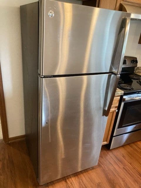 Refrigerator Cleaning Service image